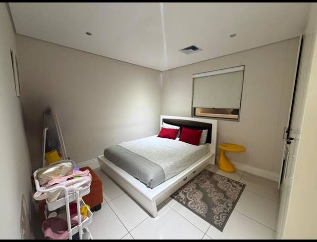 3 BEDROOM APARTMENT FOR SALE IN UMHLANGA CENTRAL